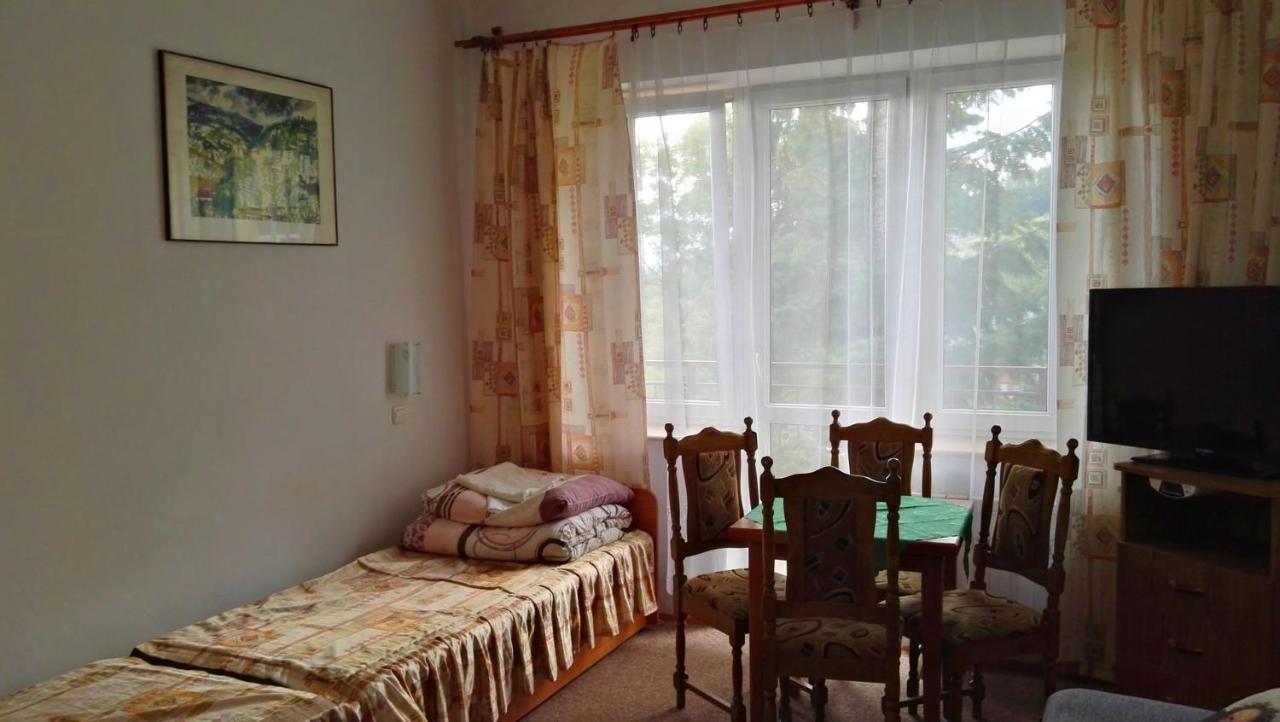 Bed and Breakfast Domy Wczasowe Tryumfy Крыница-Здруй Экстерьер фото