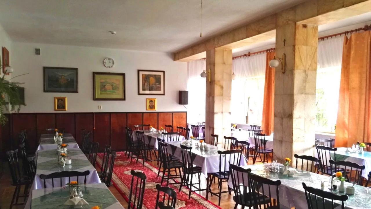 Bed and Breakfast Domy Wczasowe Tryumfy Крыница-Здруй Экстерьер фото