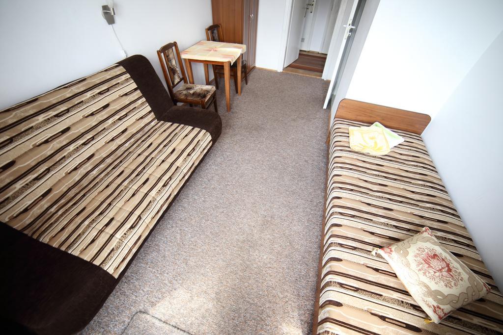 Bed and Breakfast Domy Wczasowe Tryumfy Крыница-Здруй Номер фото