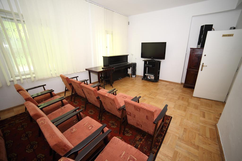 Bed and Breakfast Domy Wczasowe Tryumfy Крыница-Здруй Экстерьер фото