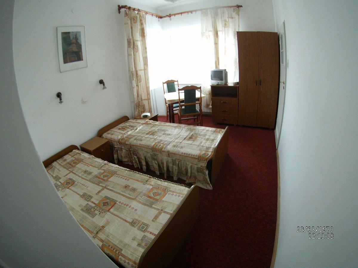 Bed and Breakfast Domy Wczasowe Tryumfy Крыница-Здруй Экстерьер фото